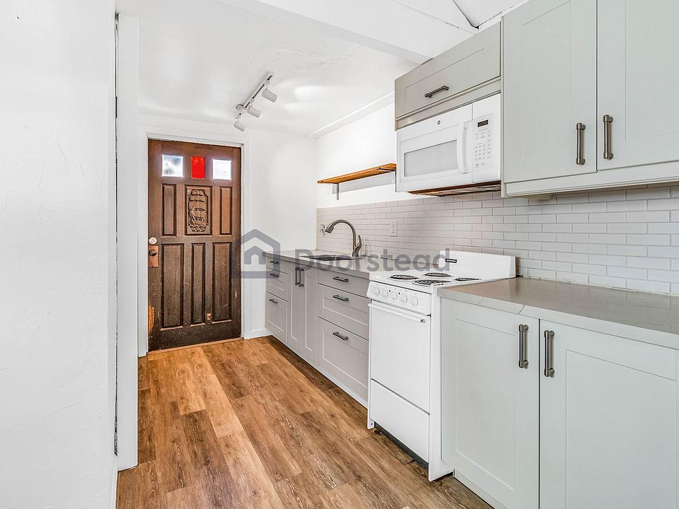 1st image of 3302 Jewell St #B