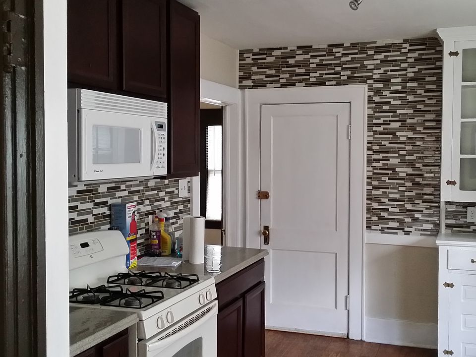2nd image of 432-34 Tennyson Ave