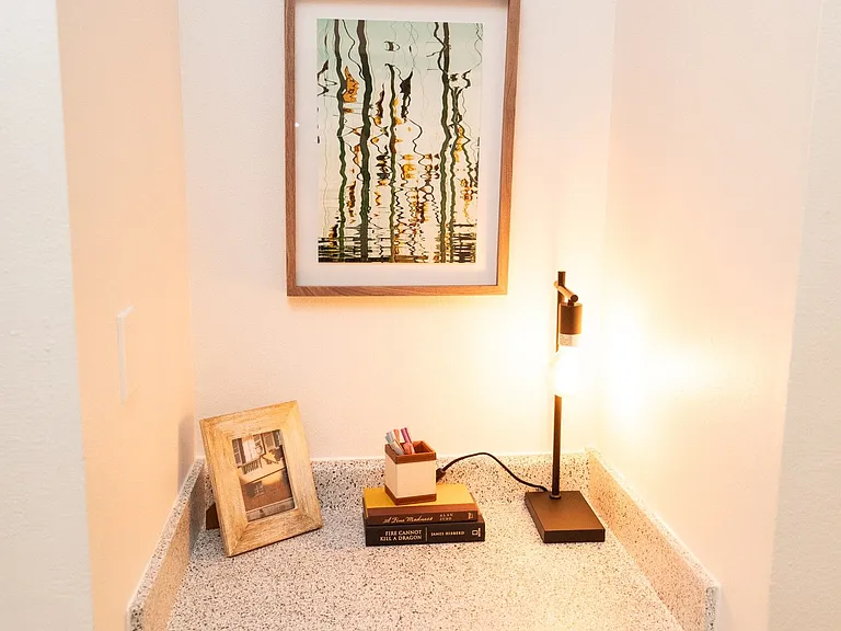Lakeside Villas — Photo 9