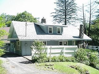 2nd image of 1 Charles St