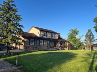 1125 W Sigler Rd, Carleton, MI 48117