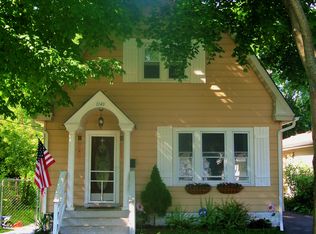 1140 Grand Blvd, Aurora, IL 60505