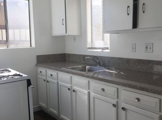 1281 Chestnut Ave, Long Beach, CA 90813