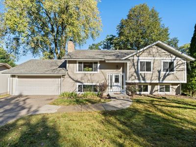 1767 Hickory Hill Dr, Saint Paul, MN, 55122