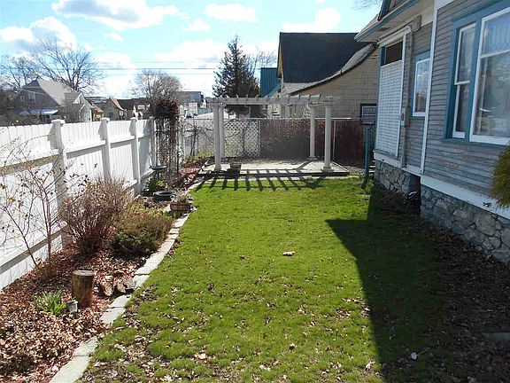 3rd image of 603 W Knox Ave
