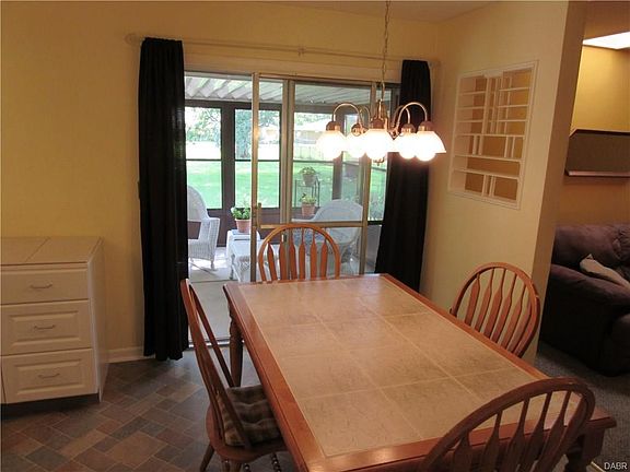 3rd image of 2130 Southlea Dr