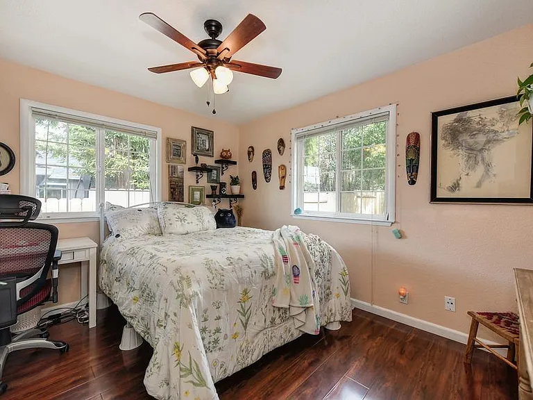 Moraine Cir — Photo 3