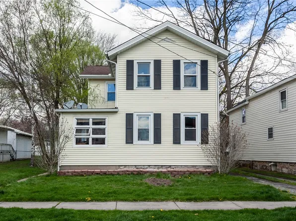 50 Chapel St, Seneca Falls, NY 13148