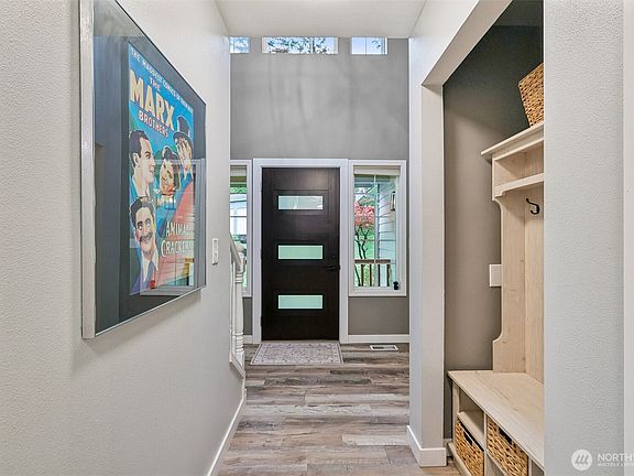 5th image of 9006 161st Street NW