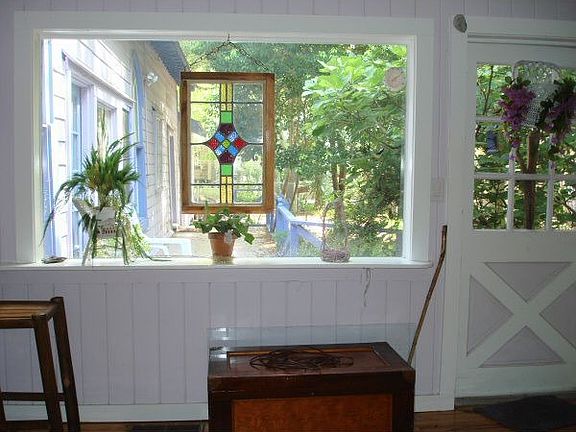 3rd image of 38 Arenta St