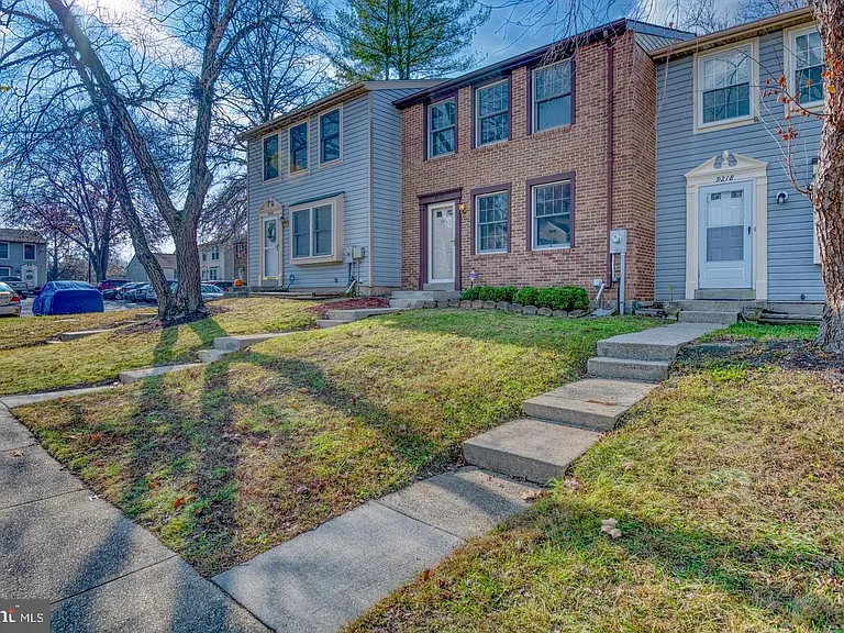 9220 Pinenut Ct — Photo 3