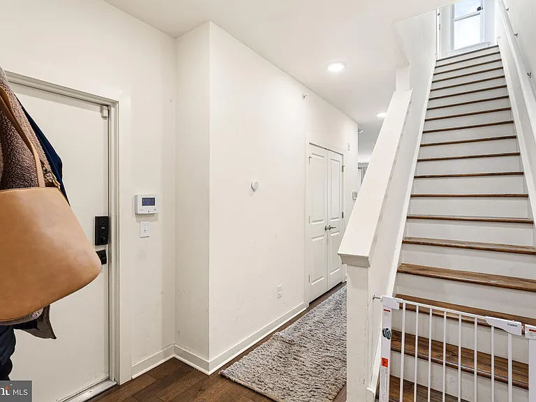 1841 N 6th St #8 — Photo 2