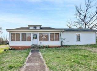 120 Orchard Ave, Rocky Mount, VA 24151
