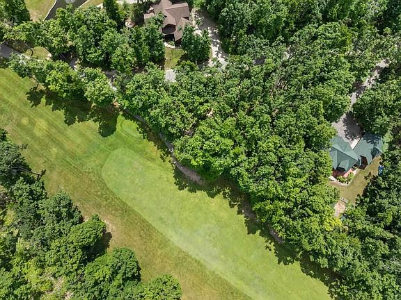 2nd image of 1781 Stonehedge Ct
