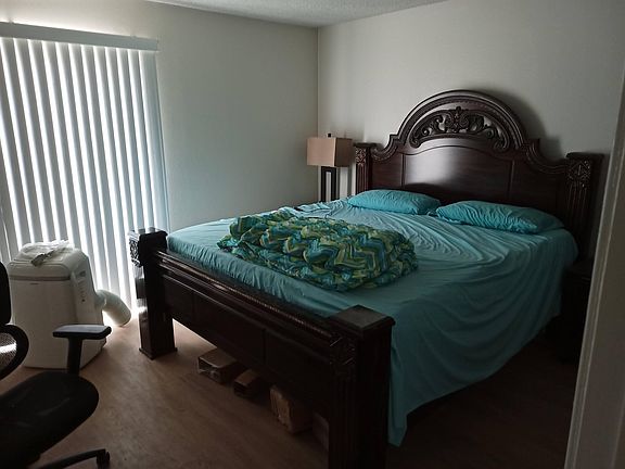 3rd image of 12707 Foxdale Dr