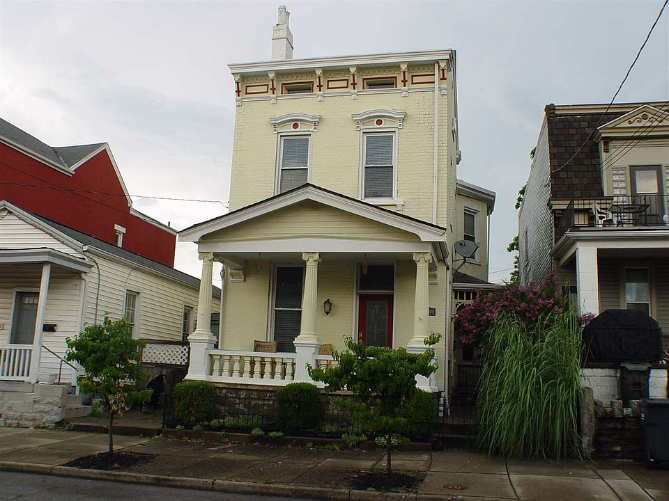 1st image of 1033 Washington Ave