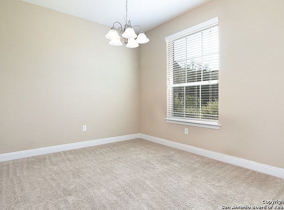 5th image of 2977 Mistywood Ln