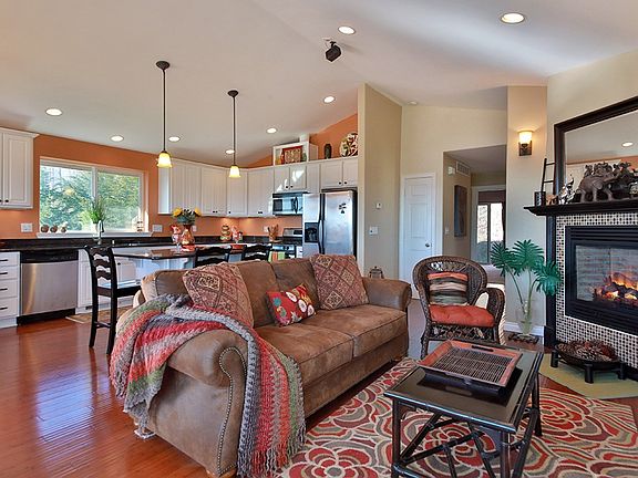 5th image of 4908 Harbor Hills Dr