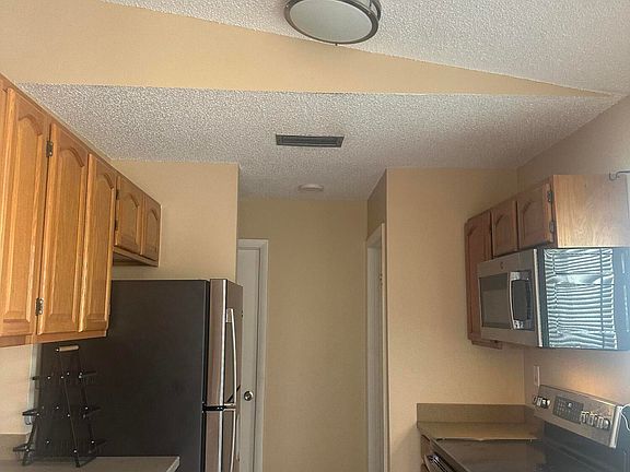4th image of 27 Kensington Lane