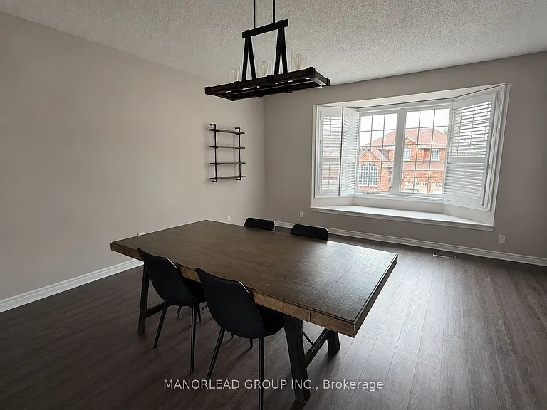 195 Alfred Smith Way — Photo 3
