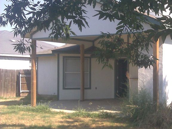 2nd image of 630 Nightshade Dr