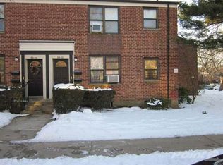 6902 197th St APT 2, Fresh Meadows, NY 11365