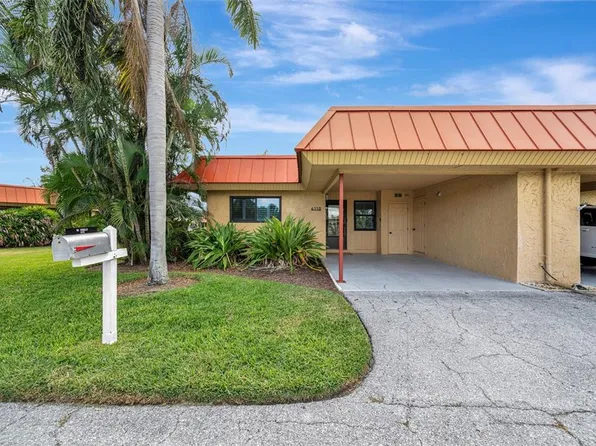 4110 Catalina Dr, Bradenton, FL 34210