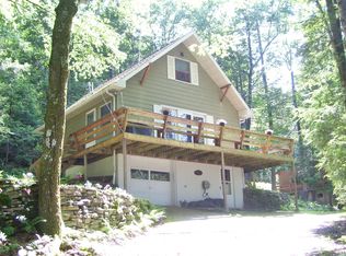 127 Hemlock Brook Trl, Greentown, PA 18426