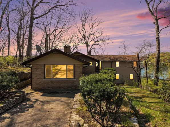 17471 Lakeview Dr, Vandalia, MI 49095