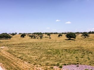 105 Oryx View Dr, Harper, TX 78631