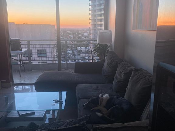 4th image of 690 SW 1st Ct #Penthouse I22