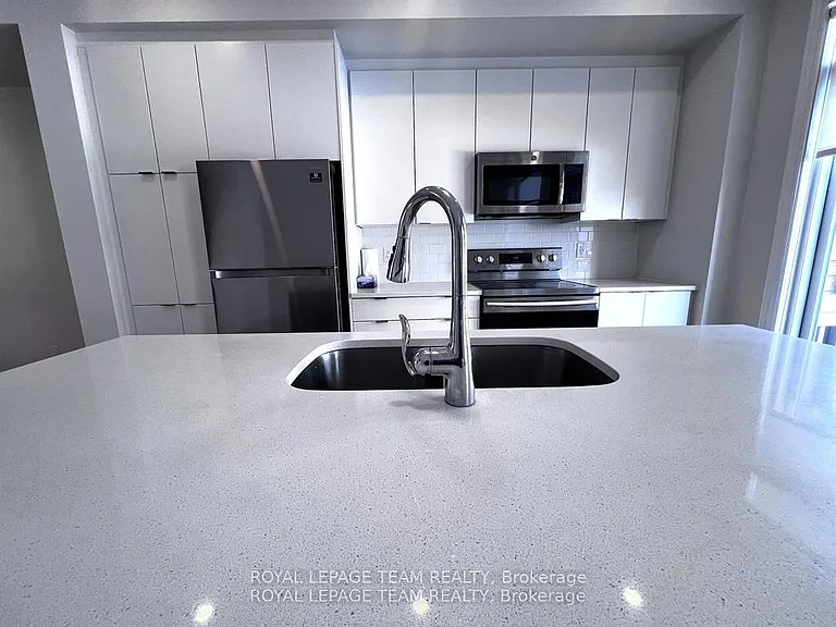 260 Tim Sheehan Pl — Photo 6