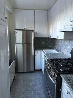 Rented by City & Suburban | media 2