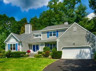 85 Trolley Rd, Cortlandt Manor, NY 10567