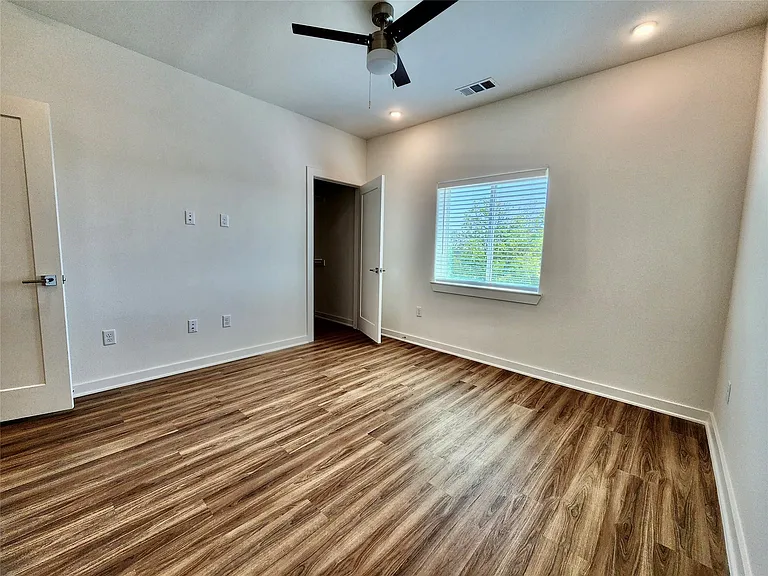 4802 S Congress Ave #208 — Photo 12
