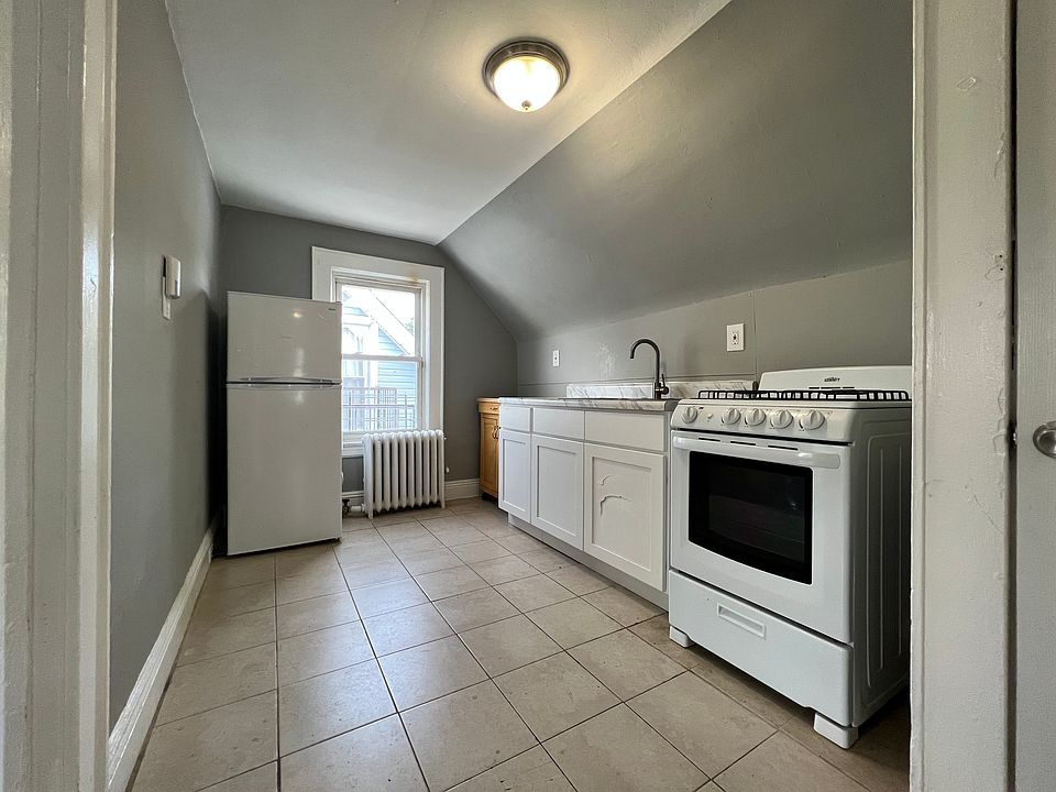 1st image of 208 Munn Ave #3E