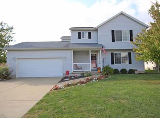 660 Country Ct, Mt Zion, IL 62549