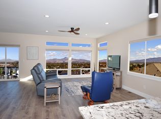 3525 SW Hillcrest Ct, Redmond, OR 97756
