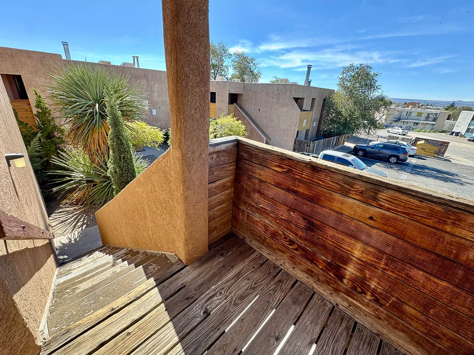 2 bed, 1.0 bath, 780 sqft, $1,050 — Photo 3