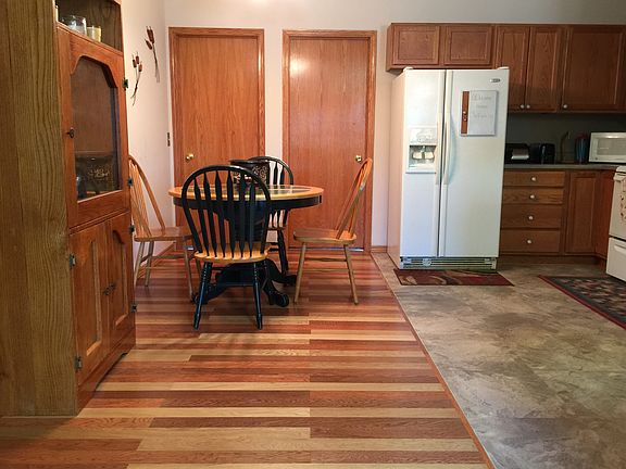 4th image of 732 S 34th St