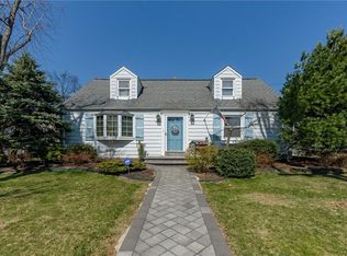 162 Hoover Ave, Edison, NJ 08837