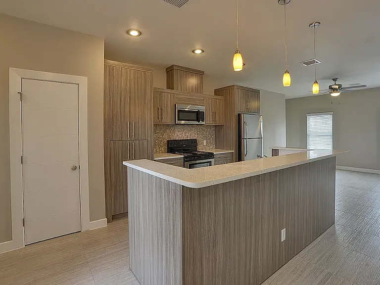 Moderno Village Apartments and Town Homes — Photo 15