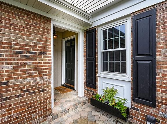 3rd image of 603 Maiden Ln