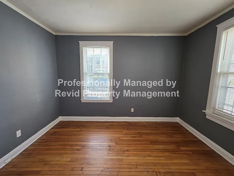 220 S. Cleveland St — Photo 82