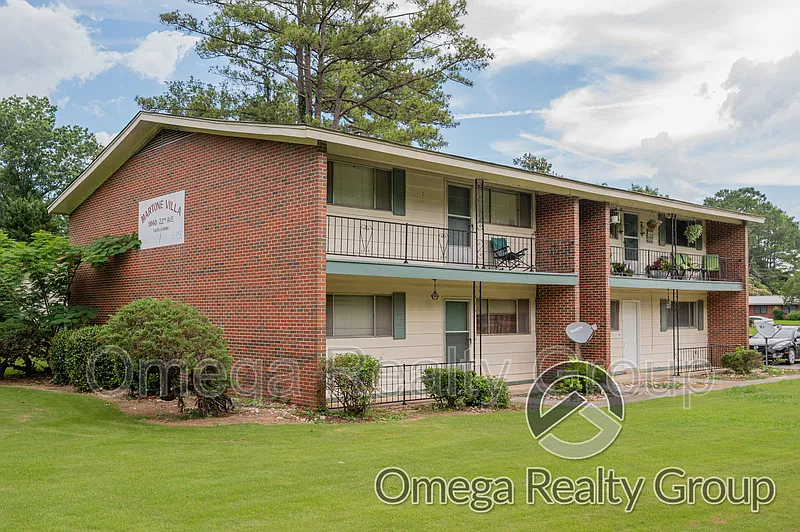 Martin Villa Apartments — Photo 2