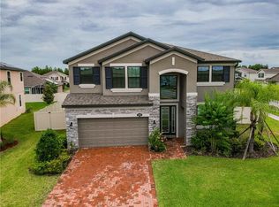 1060 Lorapetalum Ln, Lutz, FL 33558