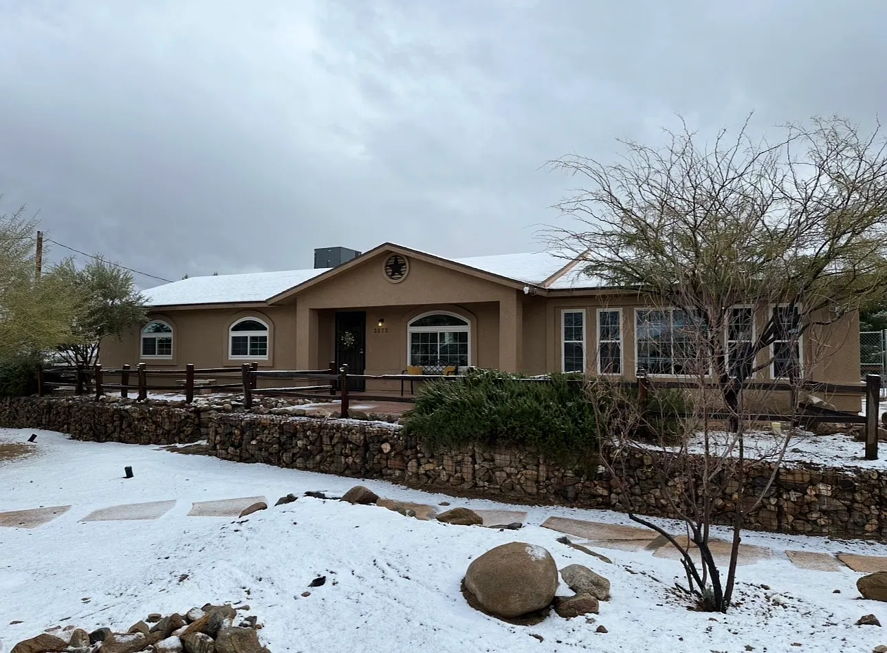2272 E Valley View Rd — Photo 4
