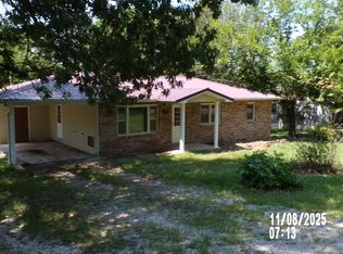 907 Belshe St, Richland, MO 65556