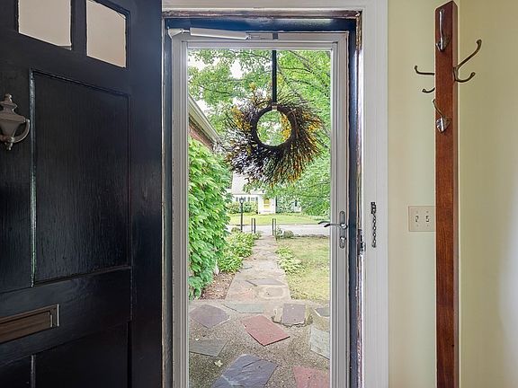 4th image of 7 Virginia Rd