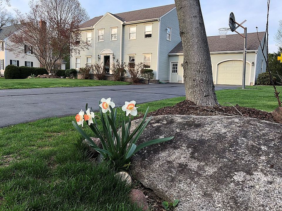 Beautiful 4Bd/3Ba/2Gr Home